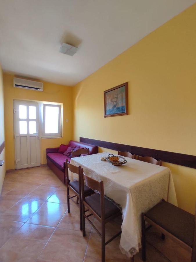 Apartmani Andrijana Ulcinj Exterior photo